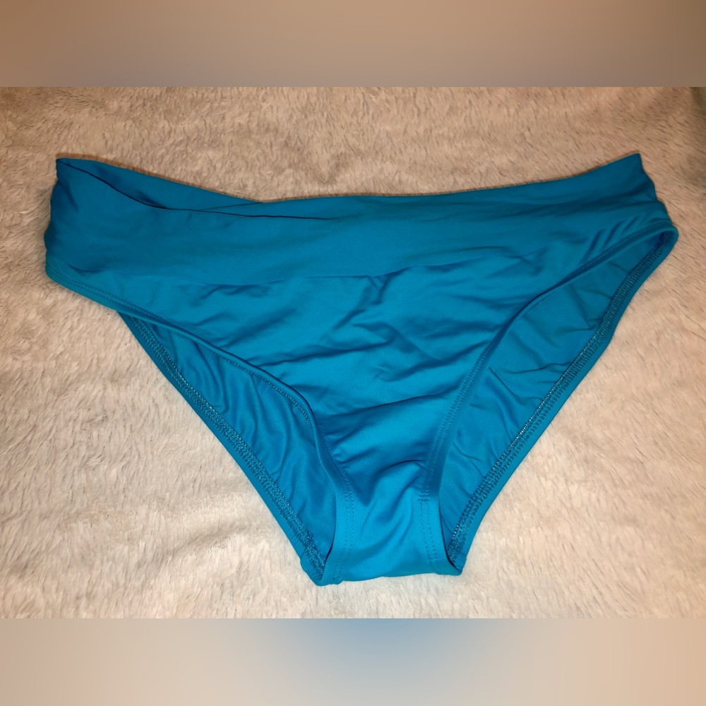 La Blanca, Size 14; Solid Color Swim Bottoms in Aqua Blue